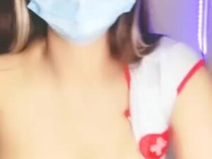 Bokep Viral! Cewek Cantik Cosplay Nurse Live Sambil Colmek 